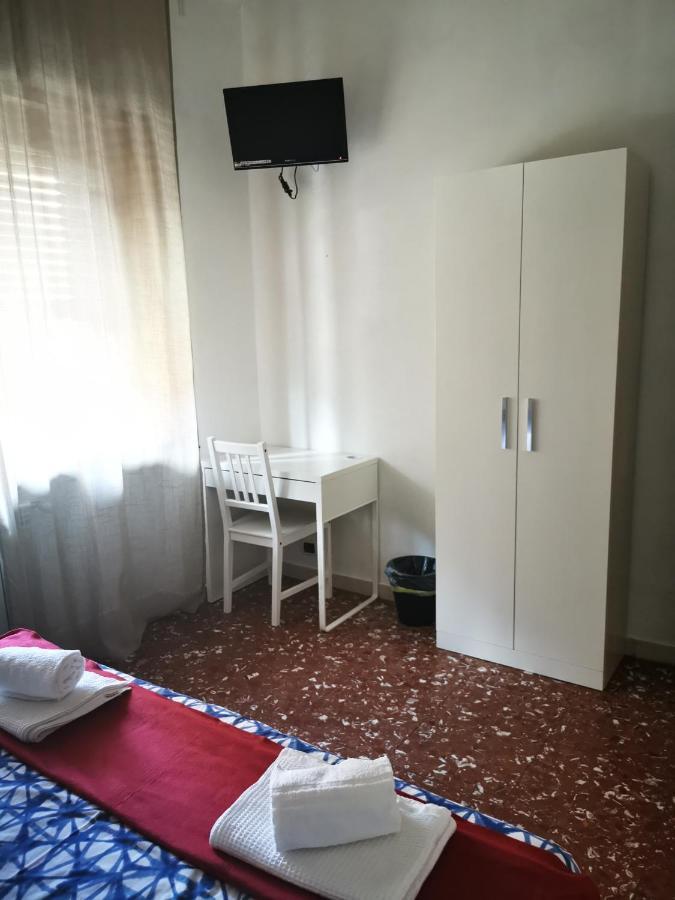 Bella Roma - Ee Hotel ภายนอก รูปภาพ