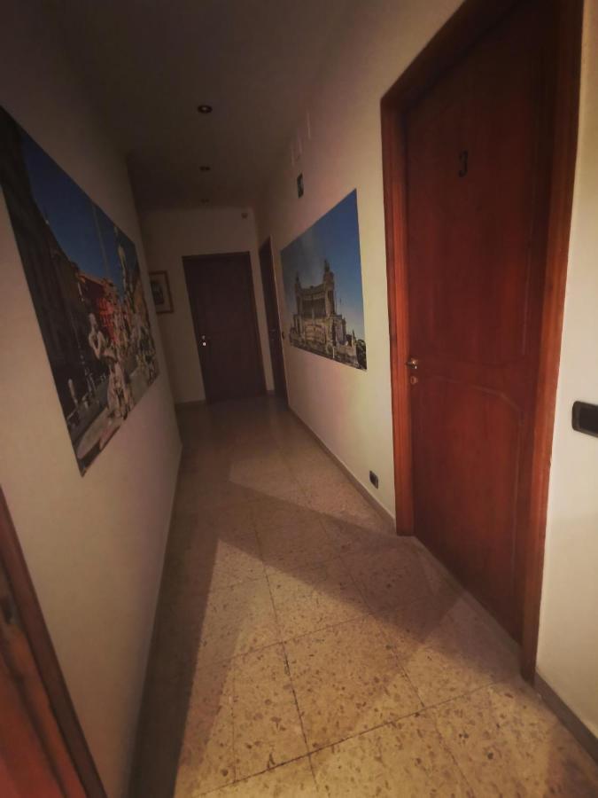 Bella Roma - Ee Hotel ภายนอก รูปภาพ