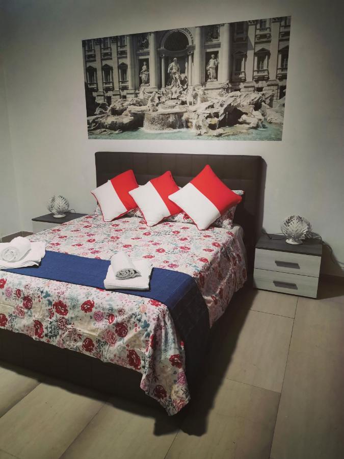 Bella Roma - Ee Hotel ภายนอก รูปภาพ