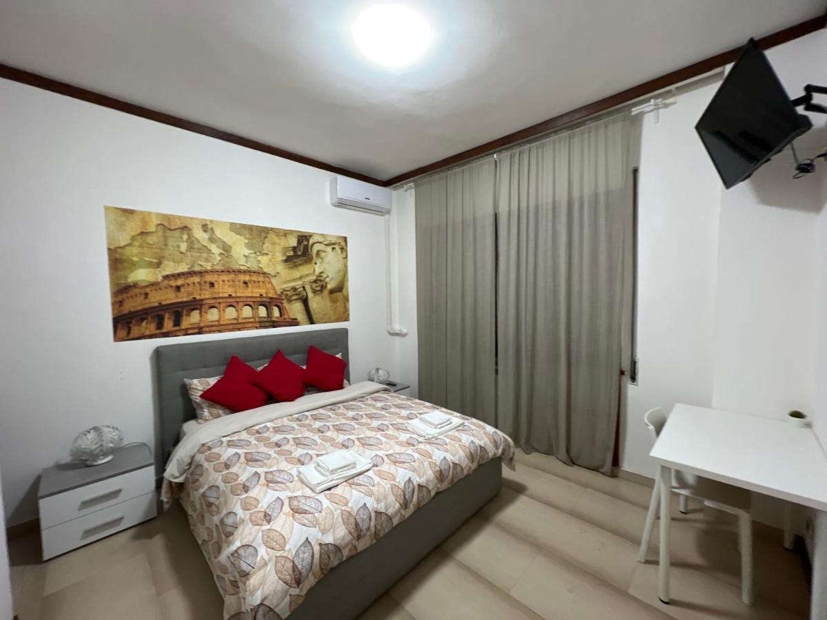 Bella Roma - Ee Hotel ภายนอก รูปภาพ